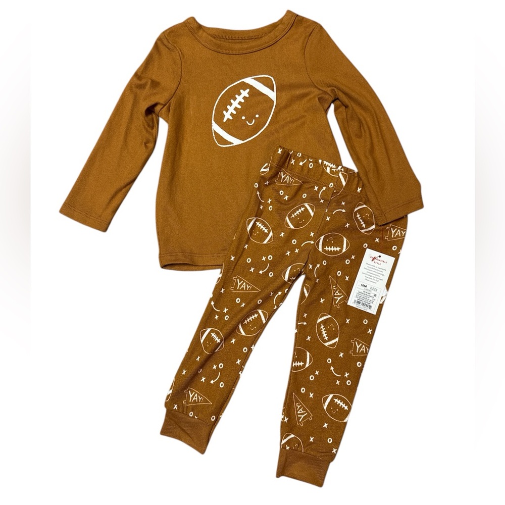 Cat & Jack baby Football Print Pajama Set - Brown, size 18mo